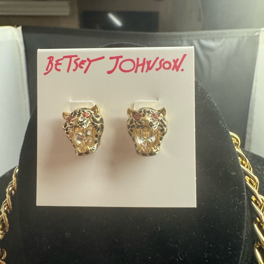 Betsey Johnson Cheetah Stud Earrings Cubic Zirconia NWT